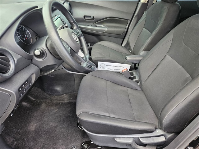 2025 Nissan Kicks Play S photo 14