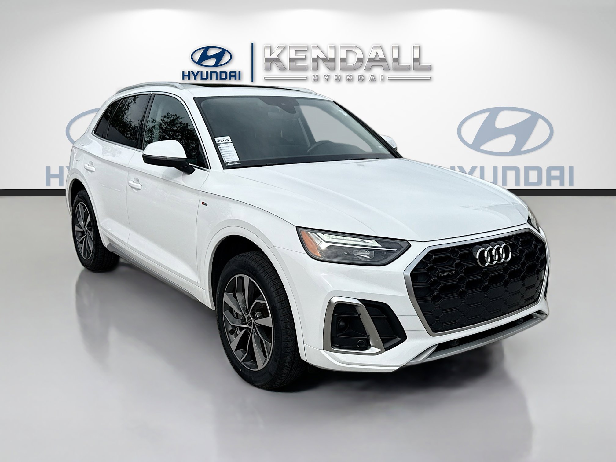 2024 Audi Q5 Premium Plus's photo