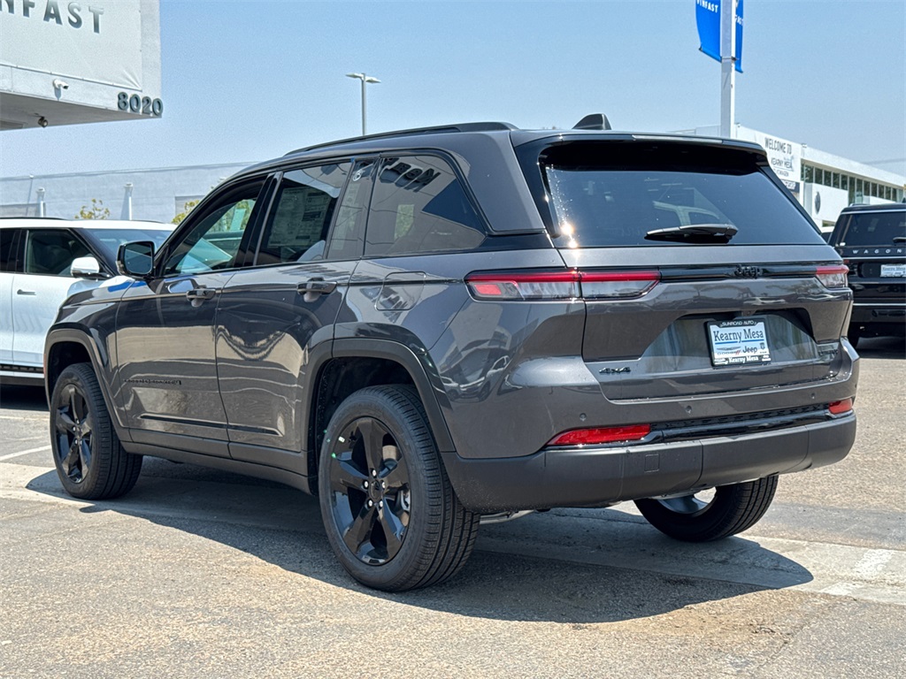 2025 Jeep Grand Cherokee Limited photo 10
