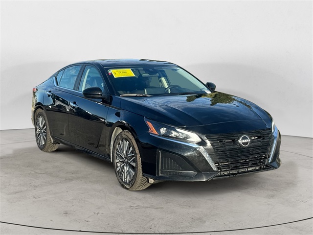 2024 Nissan Altima 2.5 SV photo 7