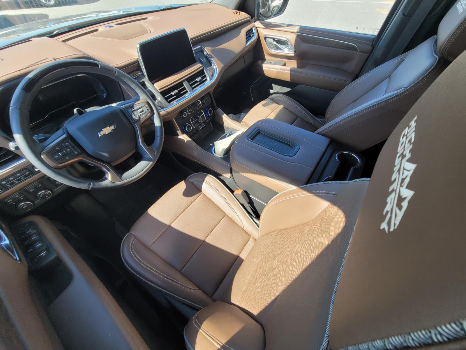 2024 Chevrolet Suburban High Country photo 10