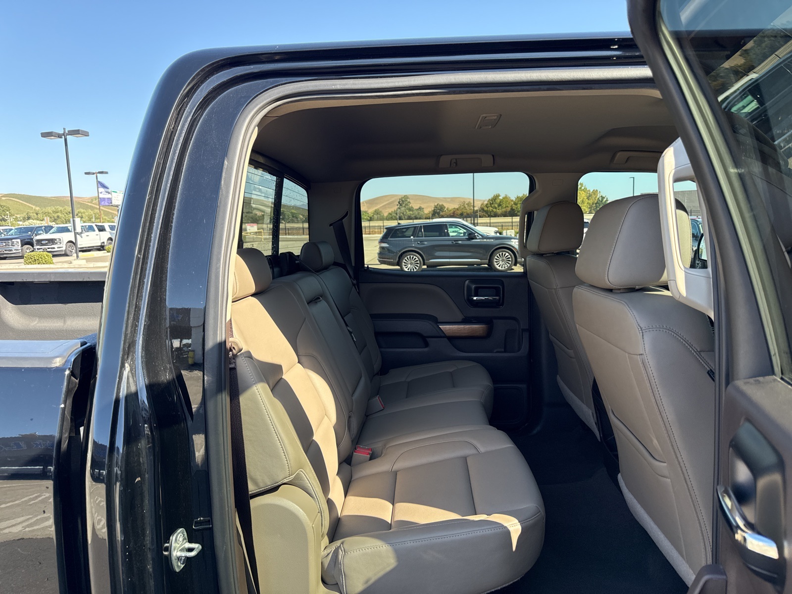 2018 Chevrolet Silverado 1500 LTZ photo 11