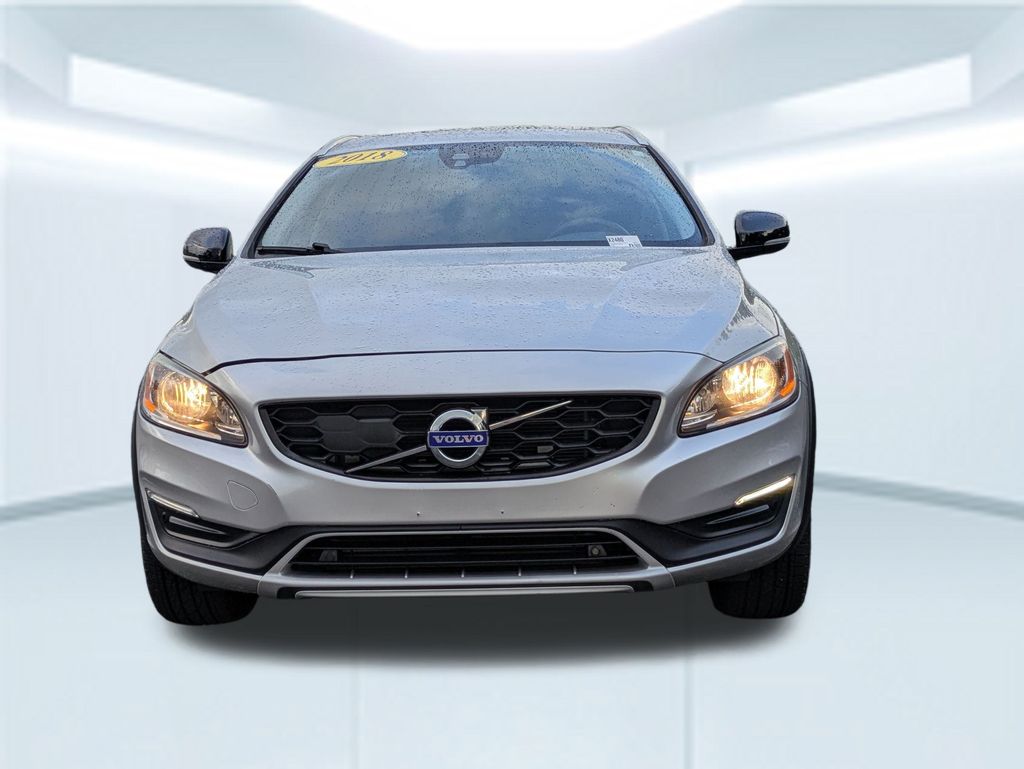 2018 Volvo V60 Cross Country T5 photo 8