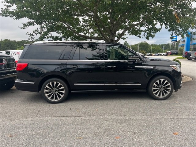 2020 Lincoln Navigator Reserve L photo 3
