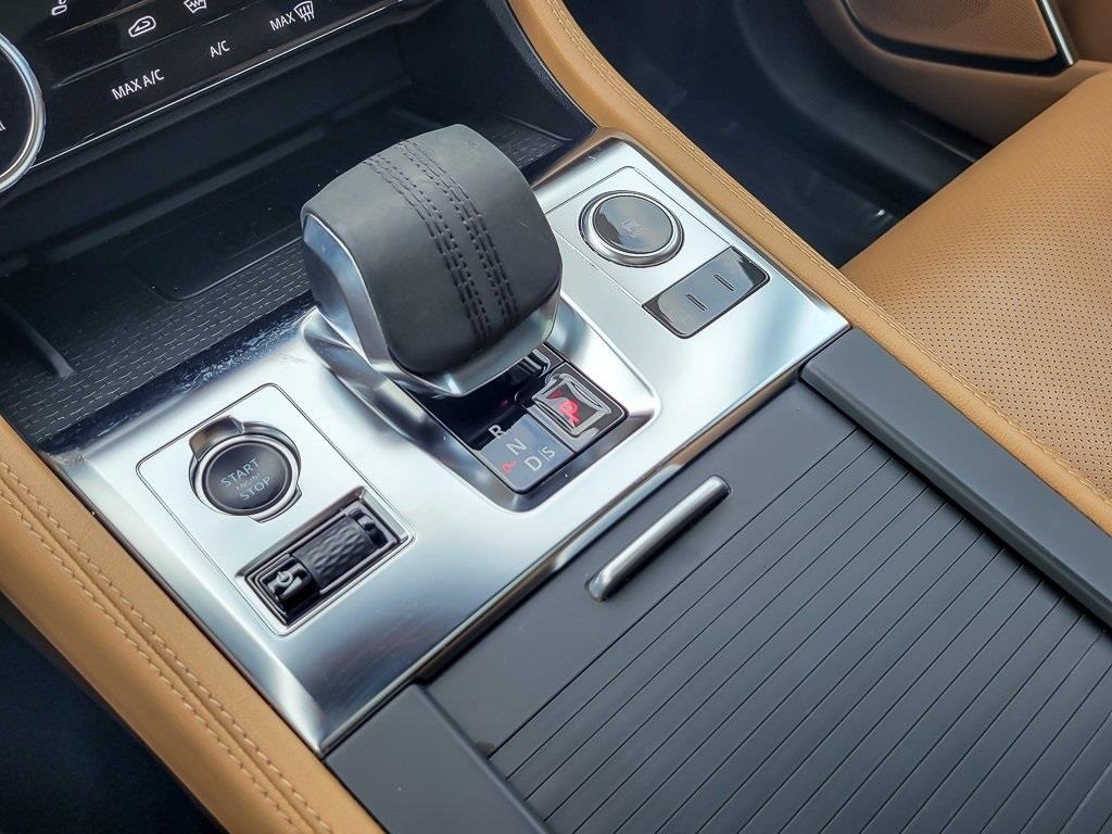 2022 JAGUAR F-PACE - Image 14