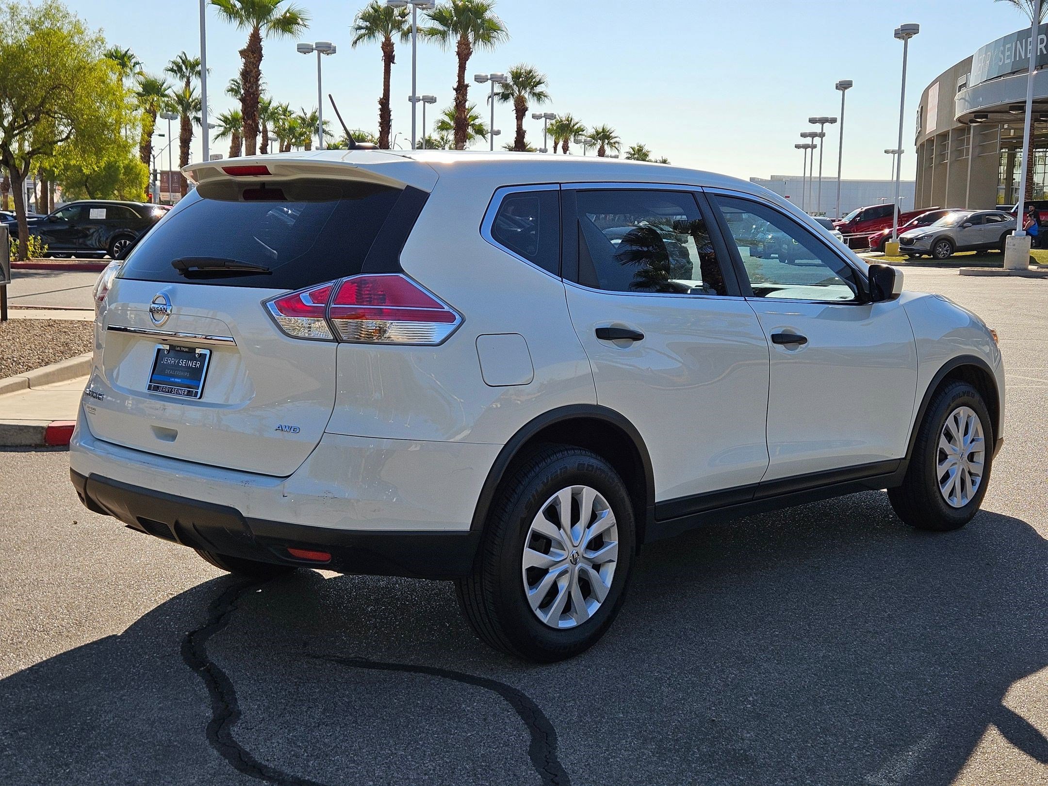 2016 Nissan Rogue S photo 4
