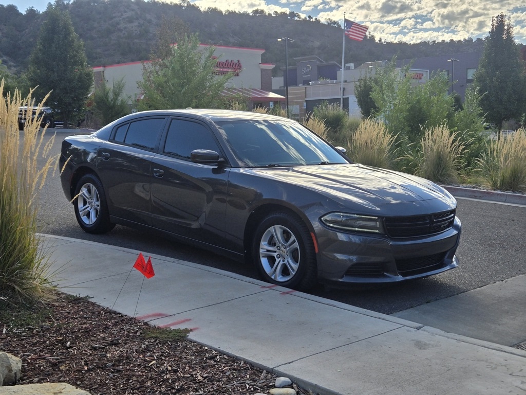 2020 Dodge Charger SXT photo 5