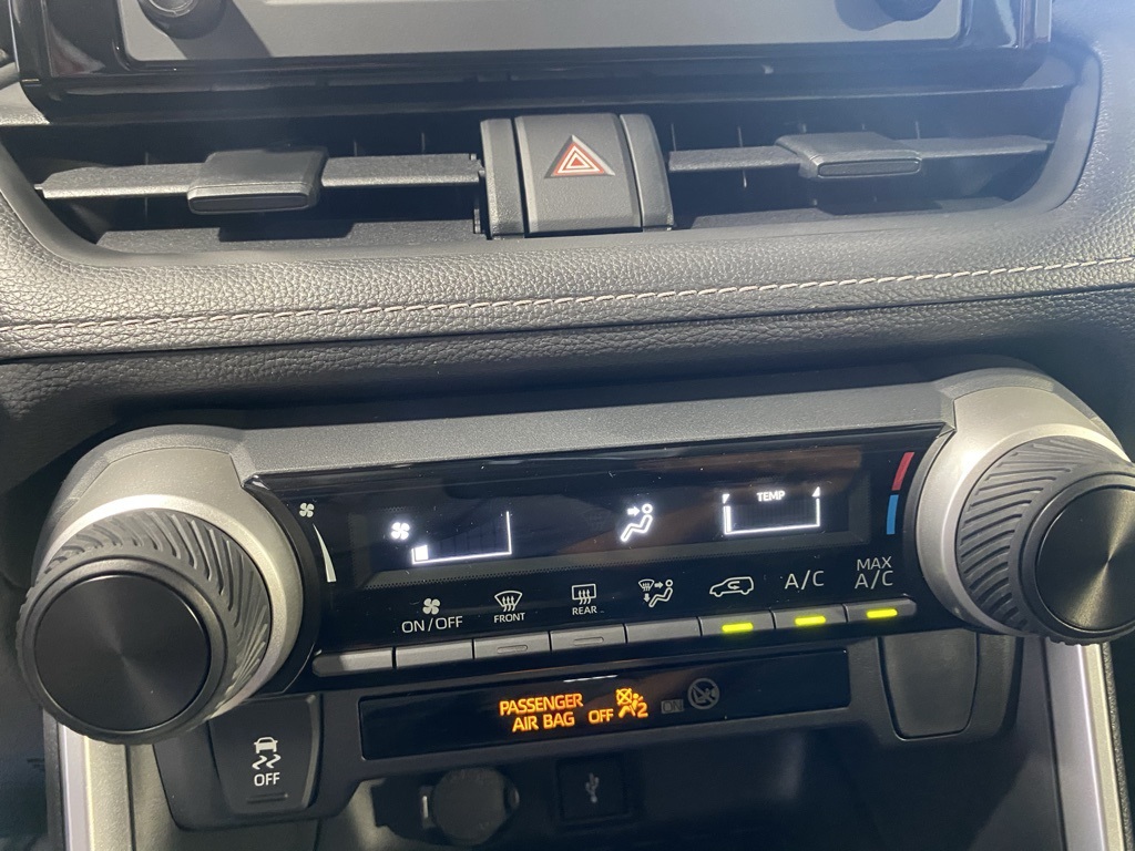 2025 Toyota RAV4 LE photo 37