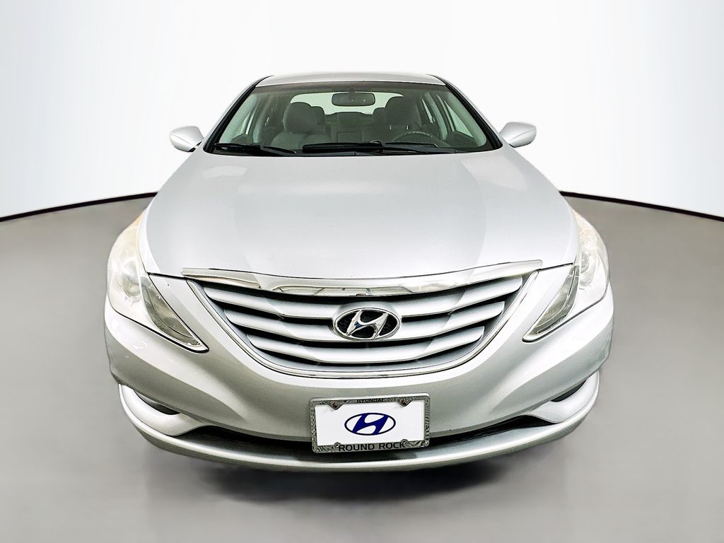 2011 Hyundai Sonata GLS photo 2