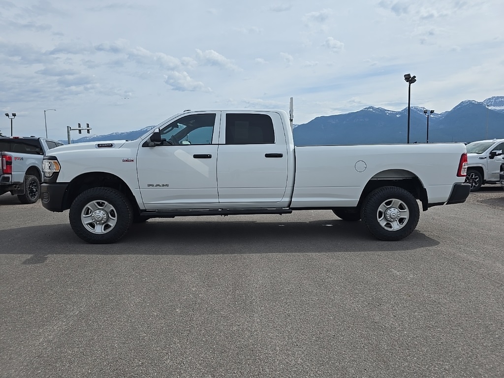 2022 Ram 3500 Tradesman photo 4