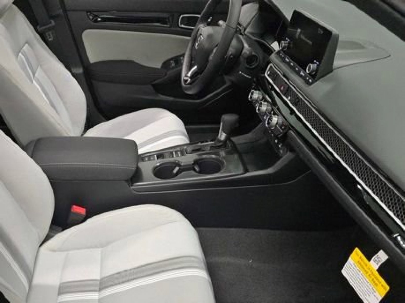 2025 Honda Civic Hybrid Sport photo 18