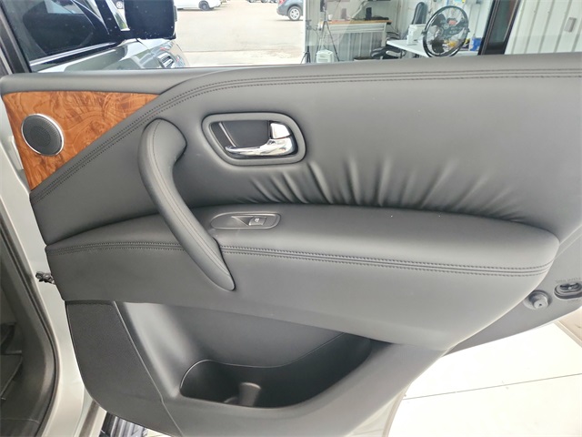 2023 Nissan Armada SL photo 36