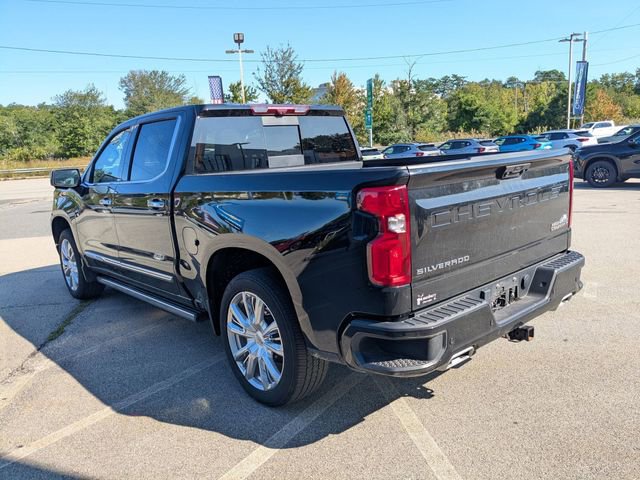 2023 Chevrolet Silverado 1500 High Country photo 4