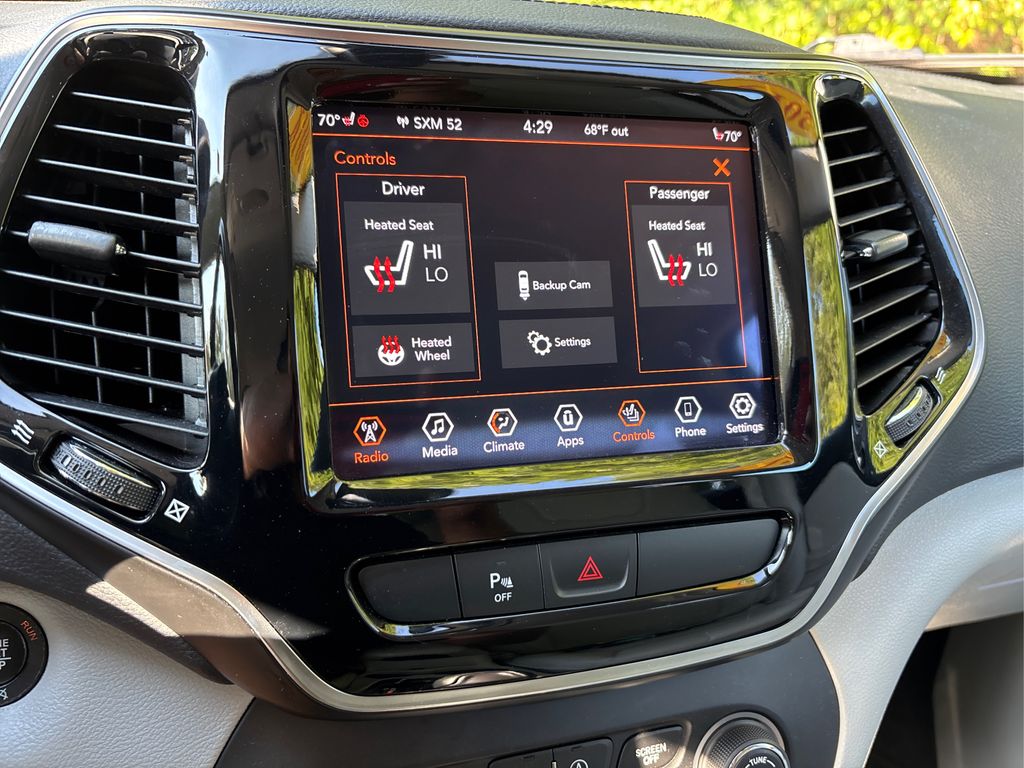 2019 Jeep Cherokee Limited photo 27