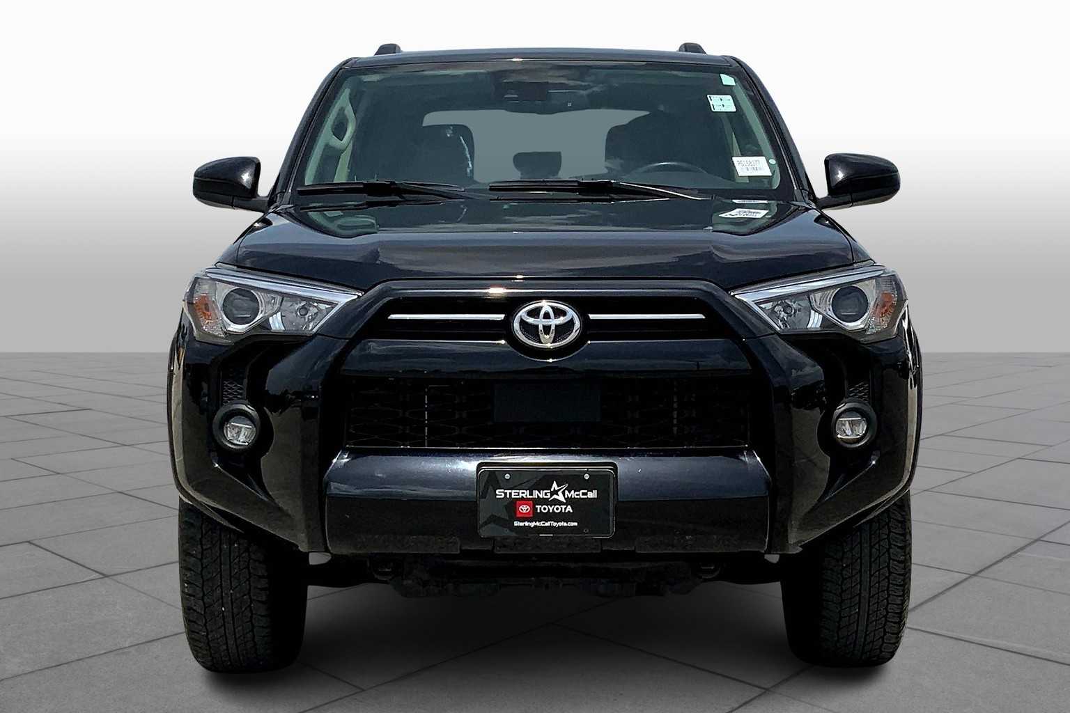 2023 Toyota 4Runner SR5 photo 3