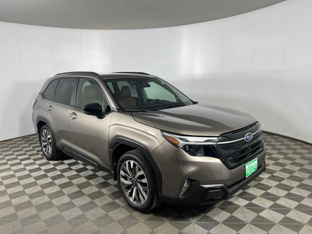 2025 Subaru Forester Touring's photo
