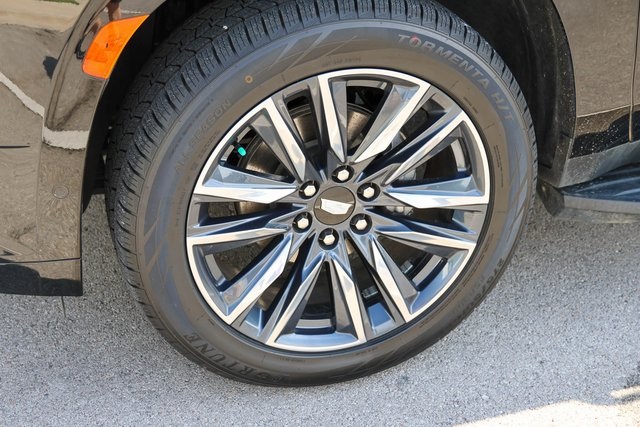 Used 2023 Black Cadillac Sport image 7