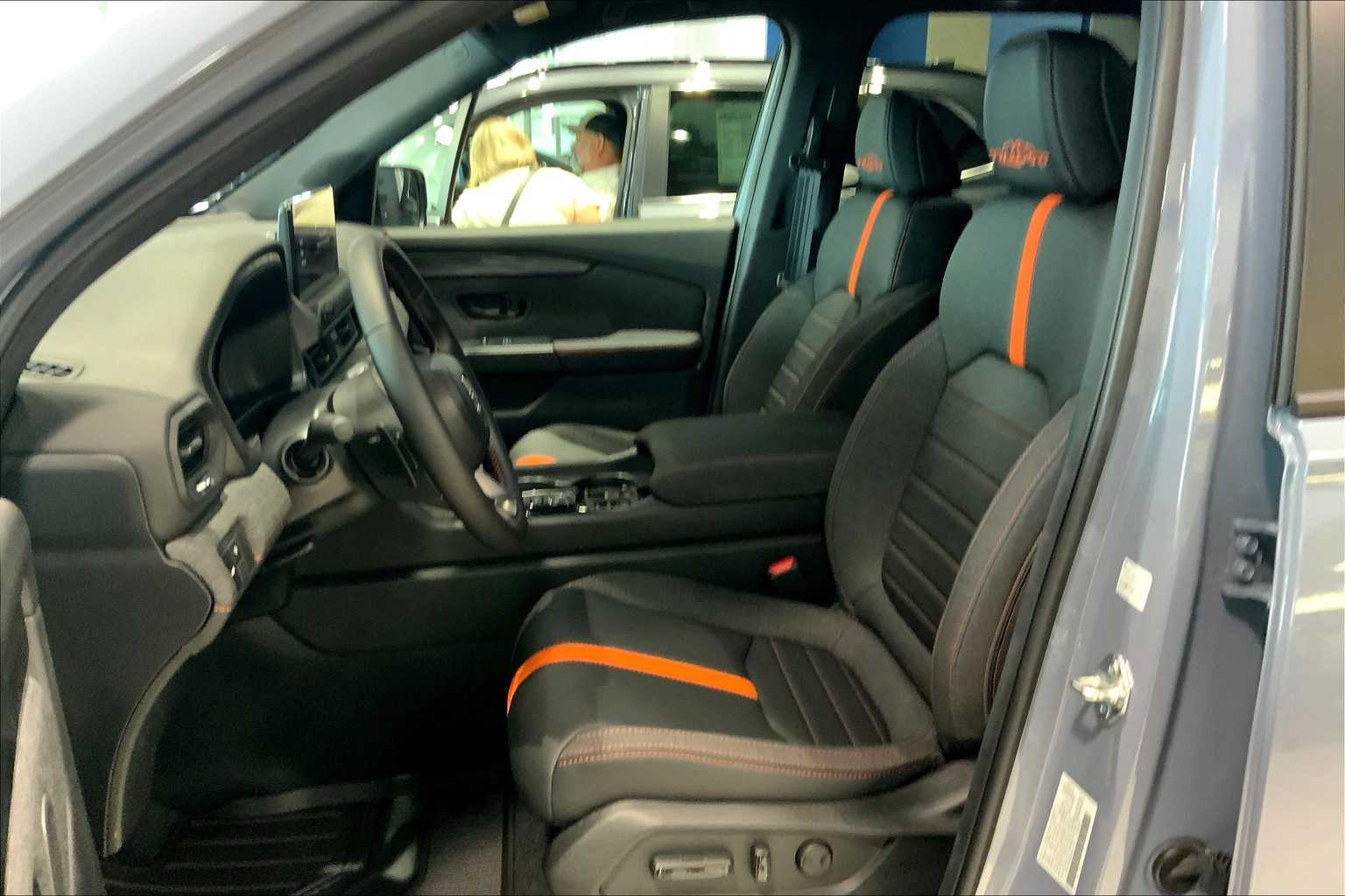 2026 Honda Passport TrailSport photo 3