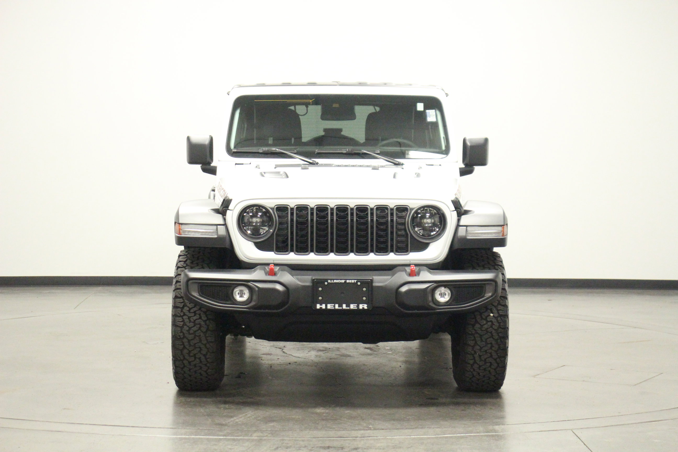 2025 Jeep Wrangler Rubicon photo 2