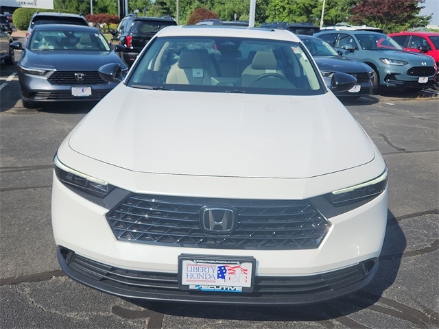 2025 Honda Accord 1.5T SE photo 2