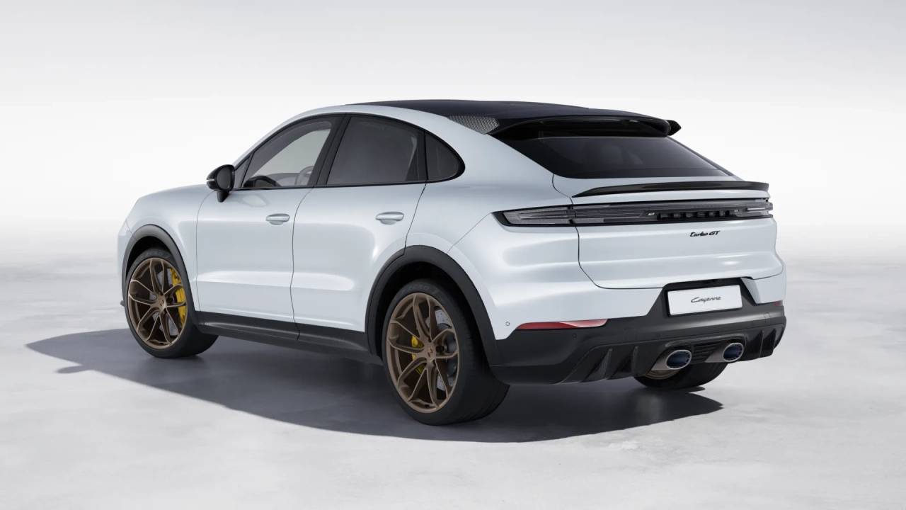 2026 Porsche Cayenne Turbo GT photo 2