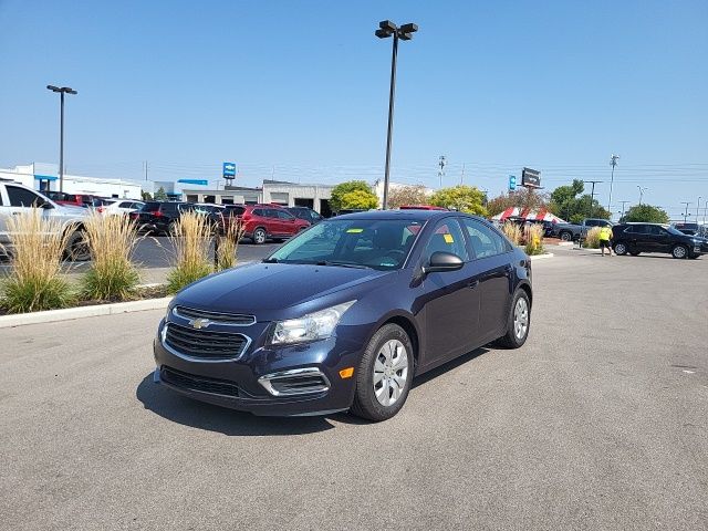 2015 Chevrolet Cruze LS photo 7