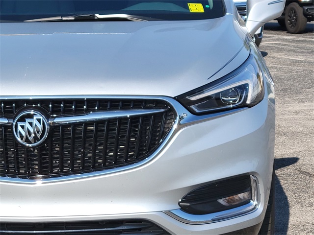 2018 Buick Enclave Essence photo 10