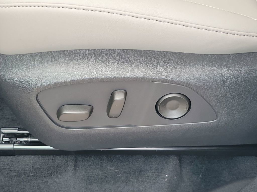 2026 Gmc Acadia Elevation photo 29