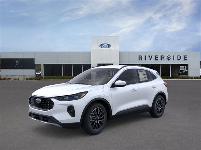 2025 Ford Escape PHEV's photo