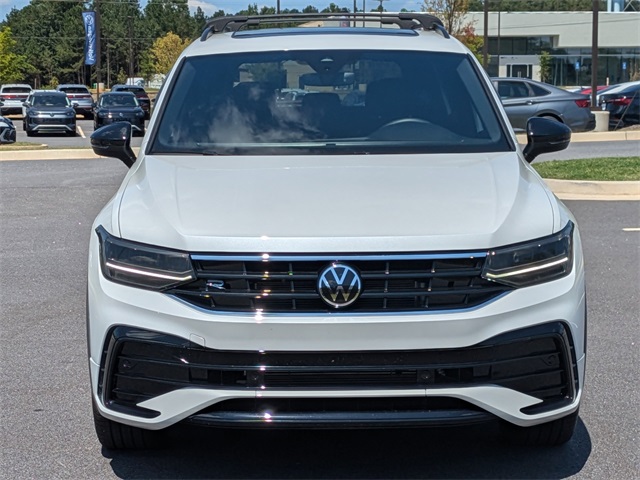 2024 Volkswagen Tiguan SE R-Line Black photo 9