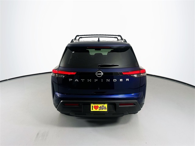 2025 Nissan Pathfinder SV photo 3