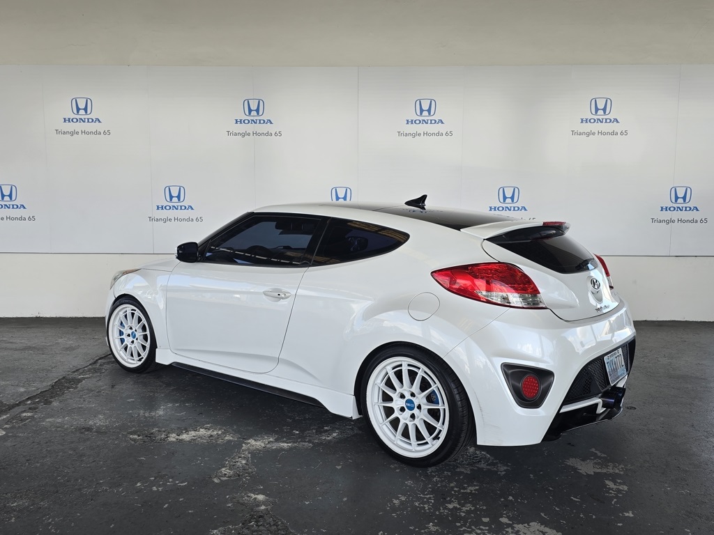 2017 Hyundai Veloster Value Edition R-Spec Turbo photo 4