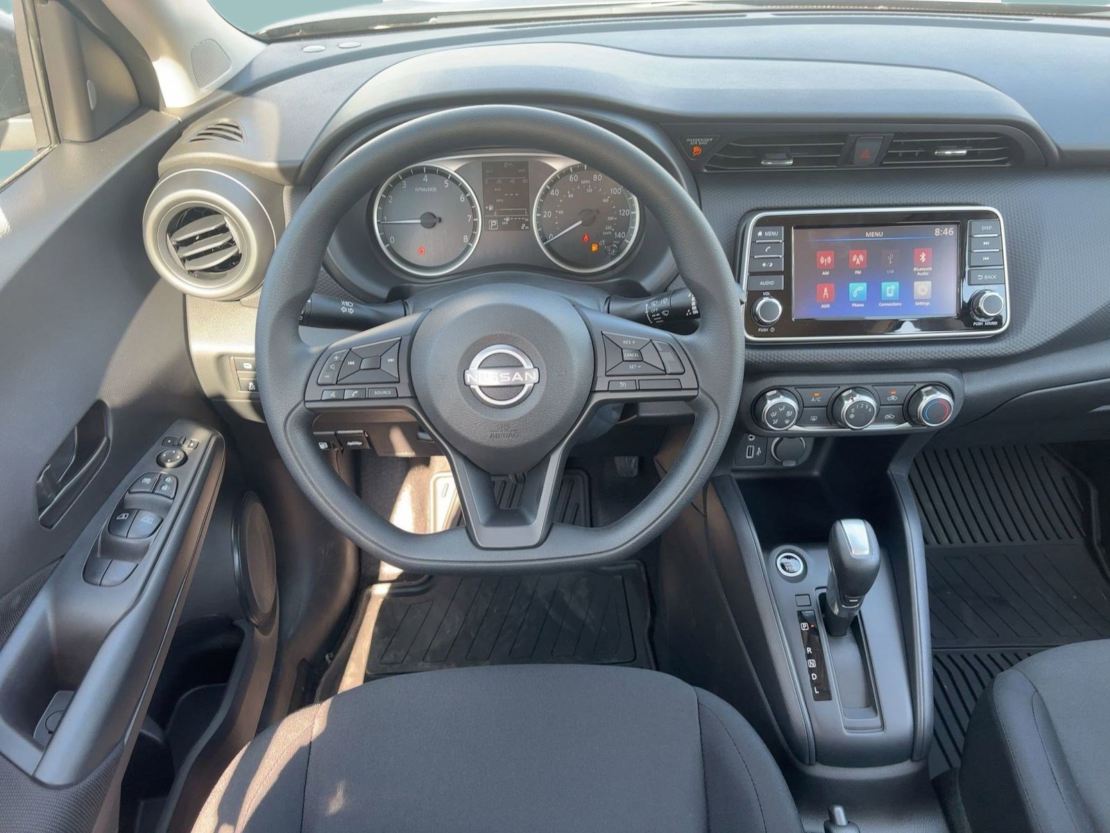 2025 Nissan Kicks Play S photo 24