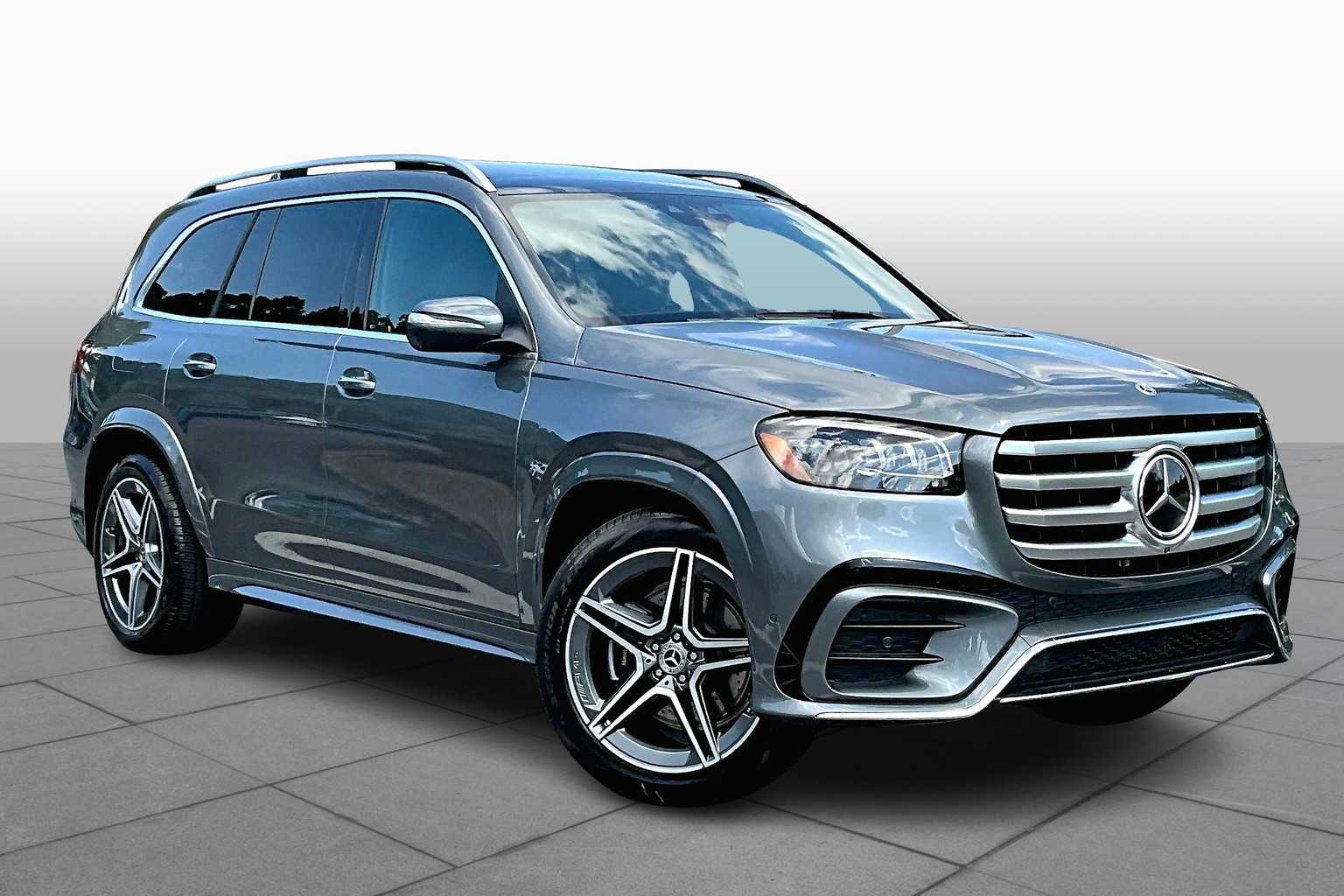 2025 Mercedes Benz GLS 450 4MATIC photo 4