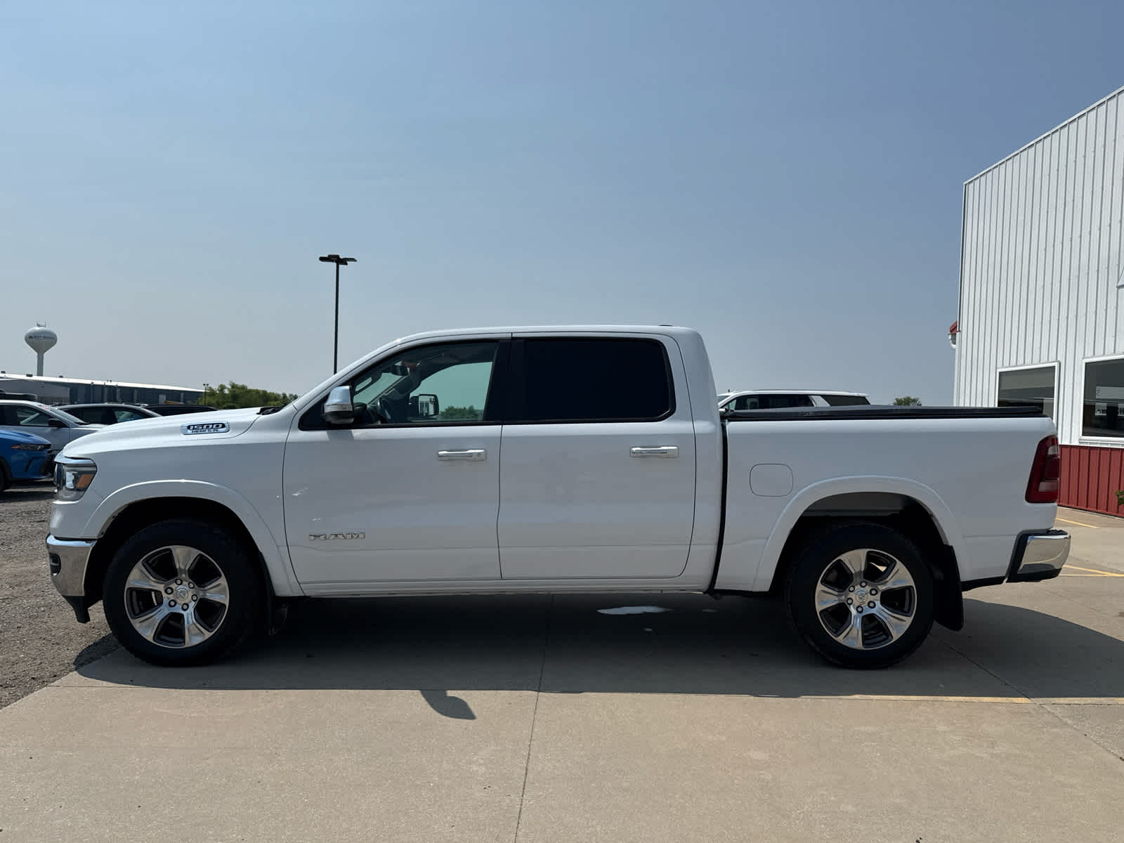 2022 Ram 1500 Laramie photo 8