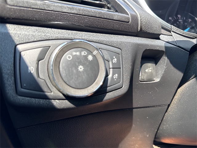 2020 Ford Fusion Hybrid Titanium photo 23