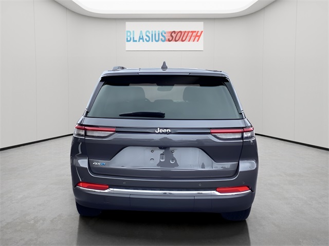 2023 Jeep Grand Cherokee 4xe photo 4