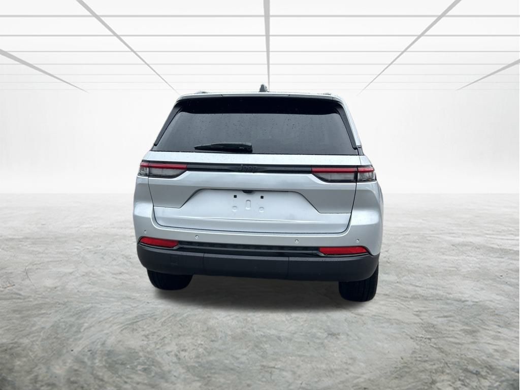 2025 Jeep Grand Cherokee Altitude X photo 5