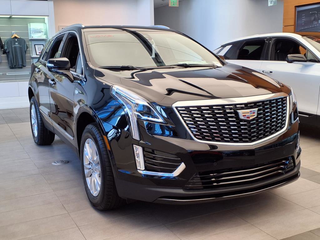 2025 Cadillac XT5 Luxury photo 3