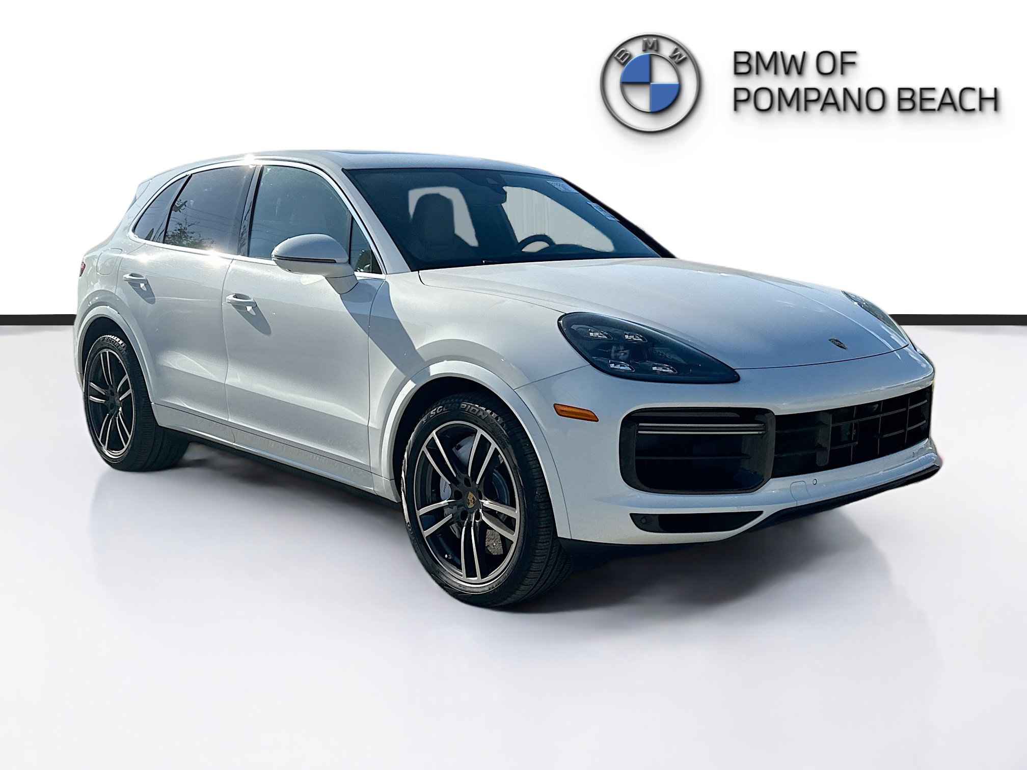 2019 Porsche Cayenne Turbo's photo