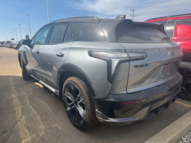 2026 Chevrolet Blazer EV photo 4