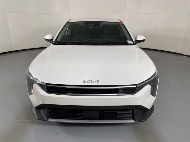 2025 Kia K4 EX photo 3