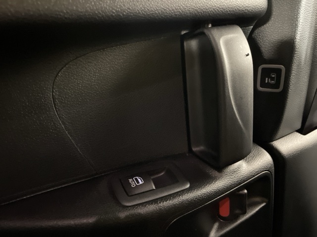 2026 Chrysler Voyager LX photo 36