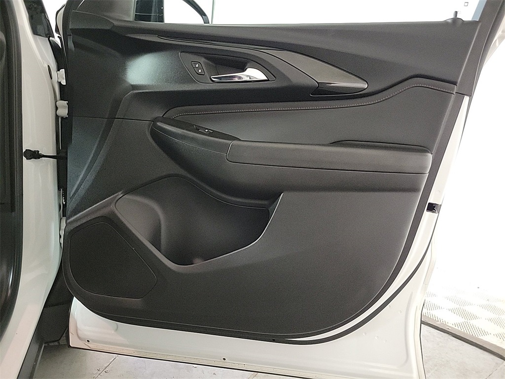 2023 CHEVROLET TRAILBLAZER - Image 25