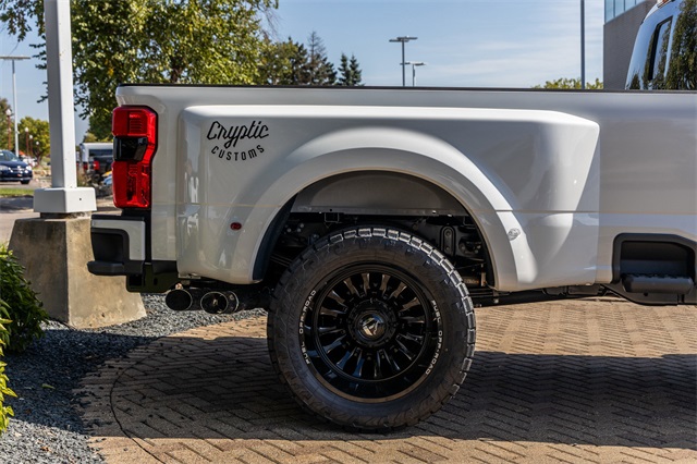 2025 Ford F-350 photo 4