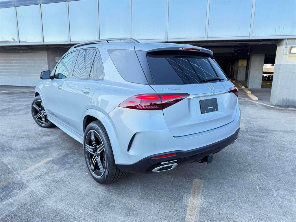 2026 Mercedes Benz GLE 450 4MATIC photo 3