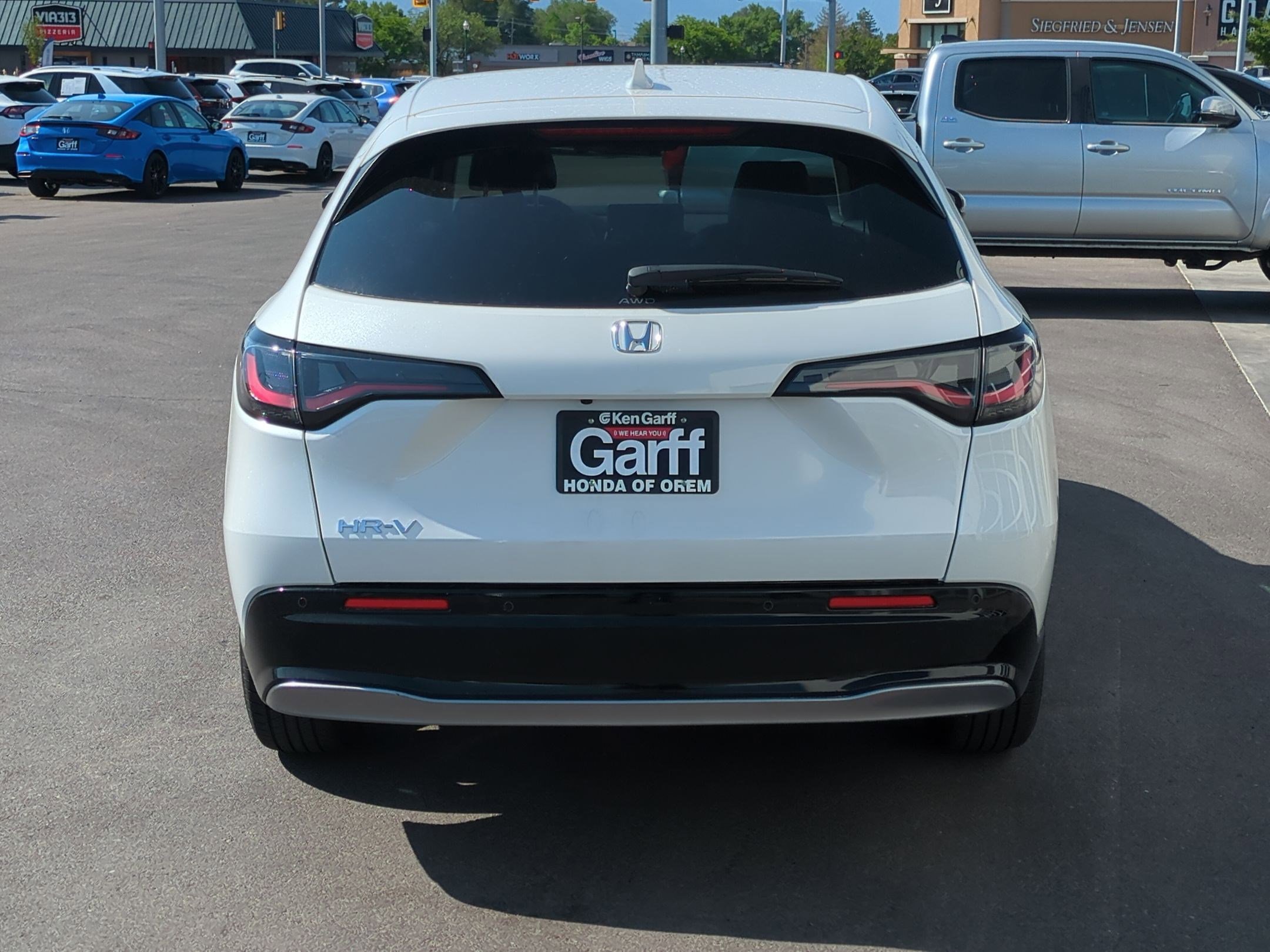 2026 Honda HR-V EX-L photo 4
