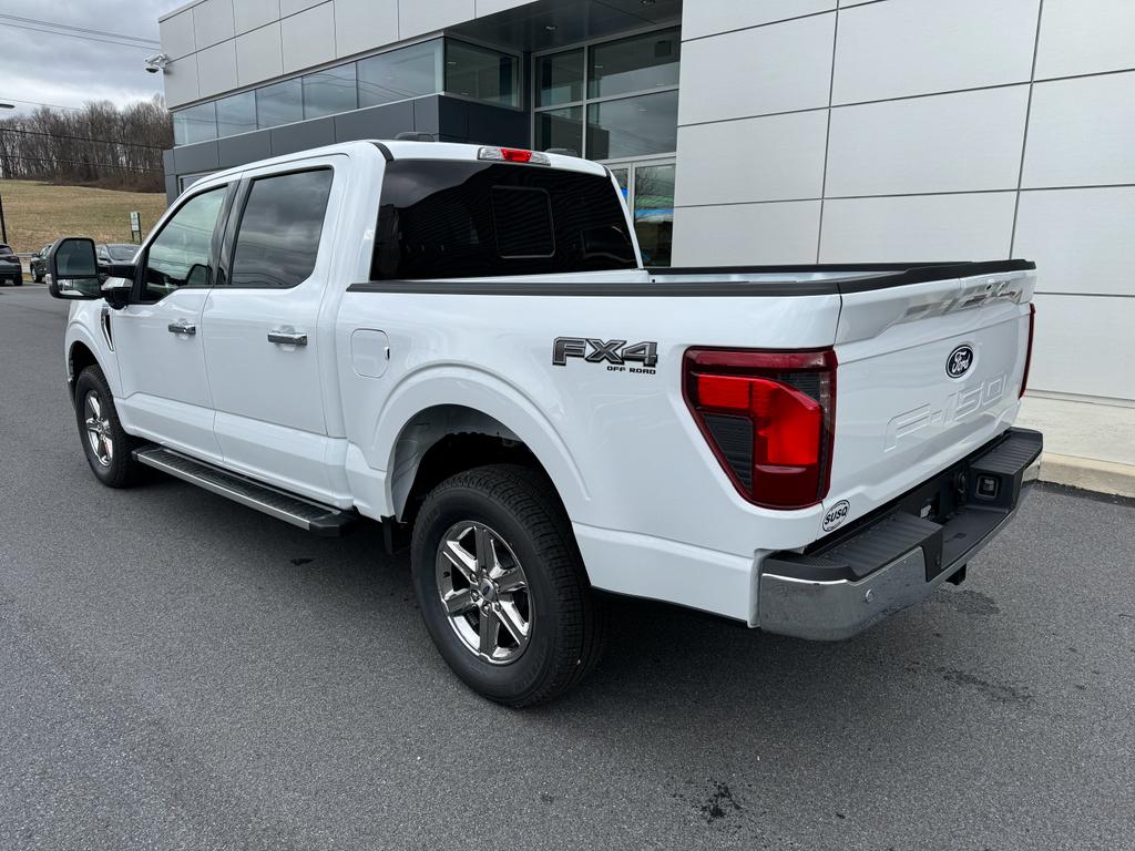 2025 Ford F-150 XLT photo 19
