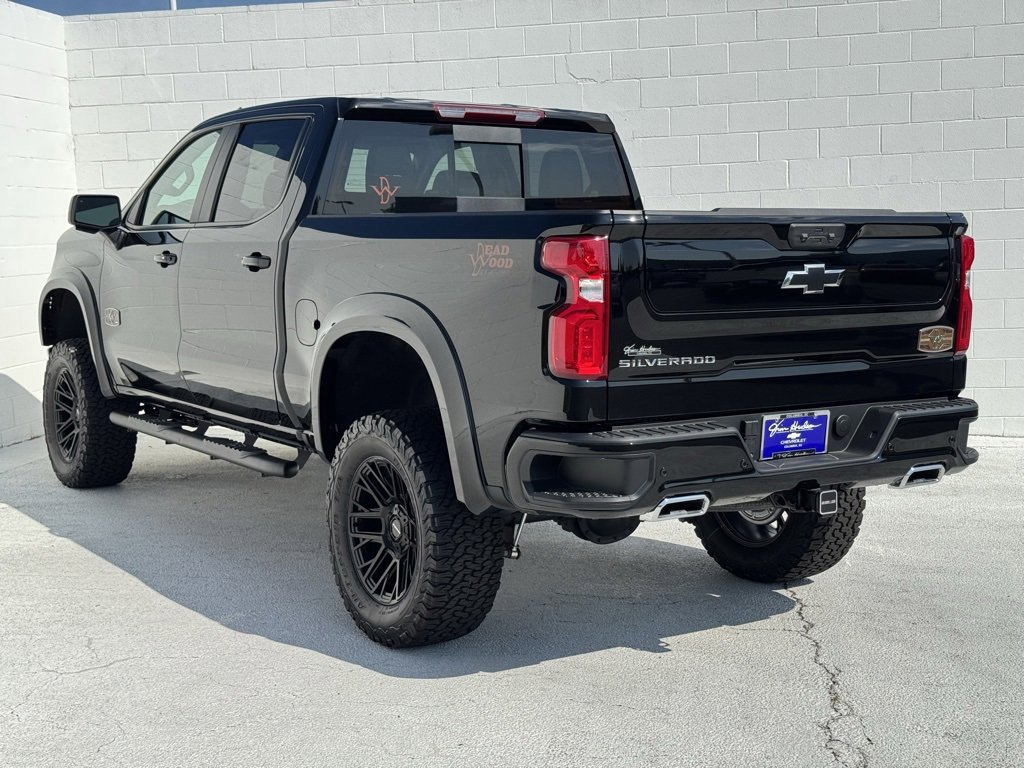 2025 Chevrolet Silverado 1500 RST photo 10