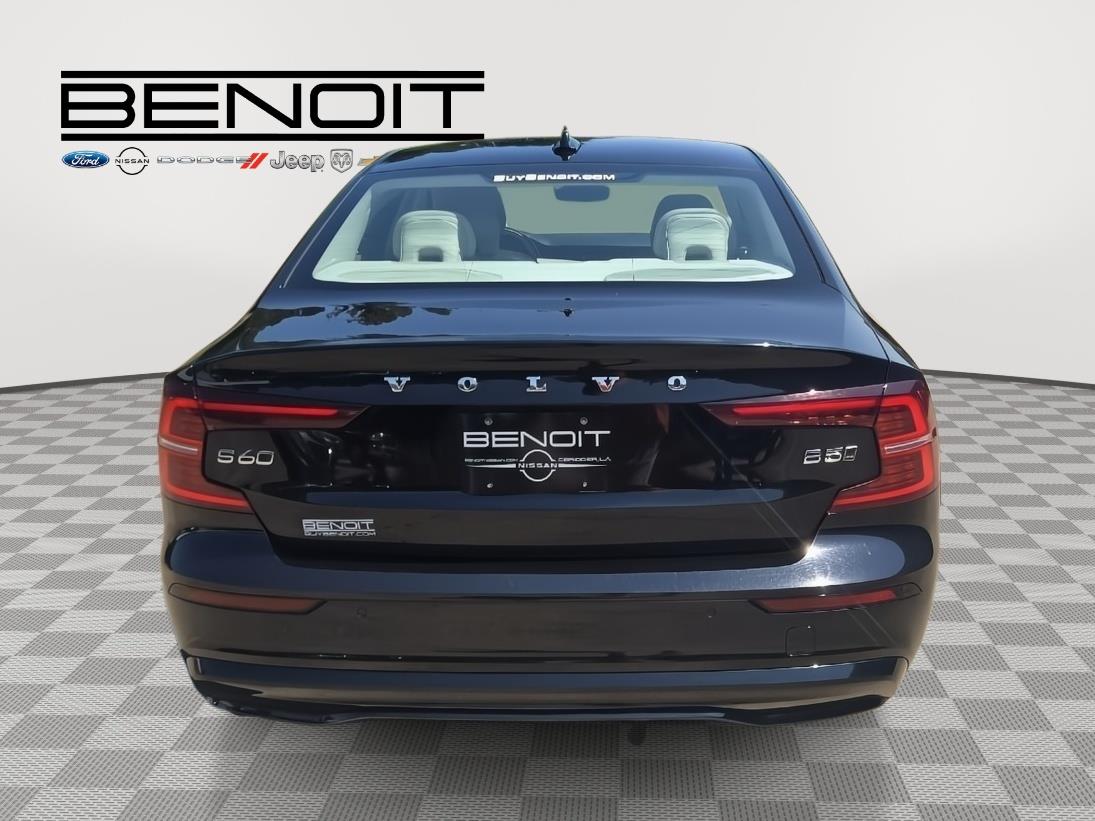 2024 Volvo S60 Core photo 6